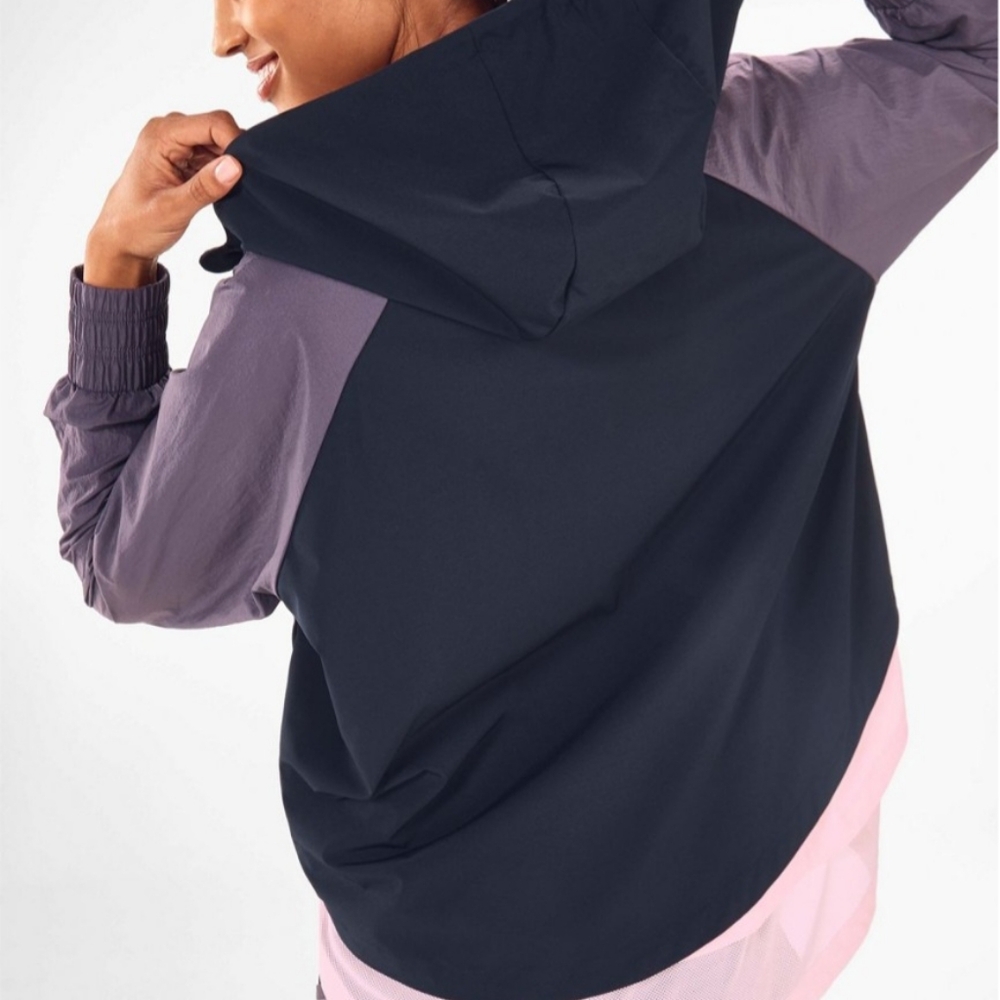 Fabletics Karen Layered Hooded Zip Up Women's Jacket  Medium Black and P…